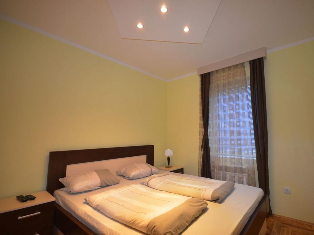 Apartmani Md ズラティボール エクステリア 写真