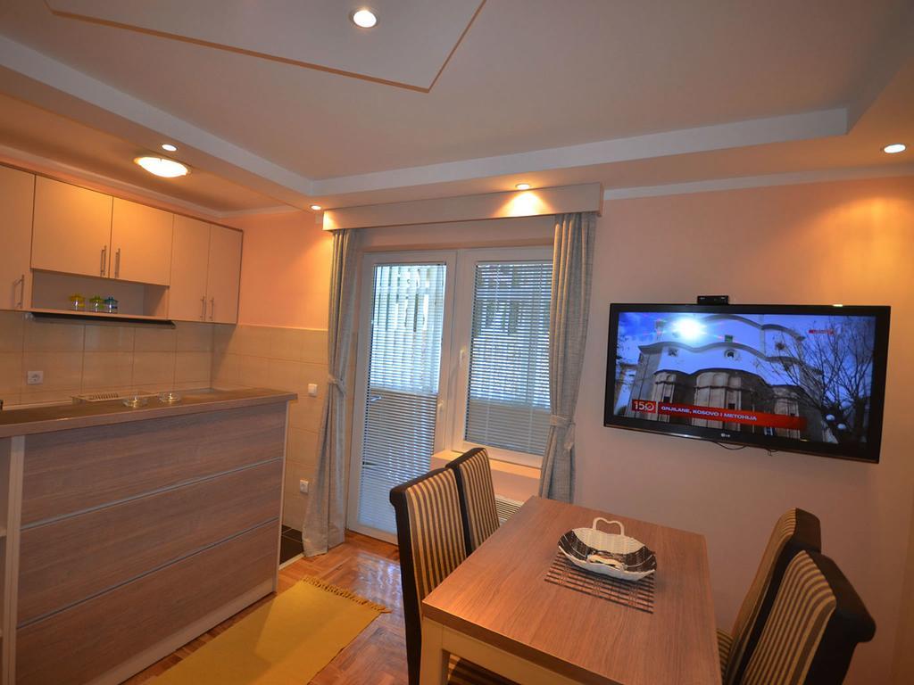 Apartmani Md ズラティボール エクステリア 写真