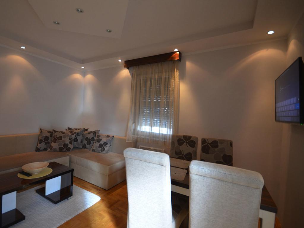 Apartmani Md ズラティボール エクステリア 写真