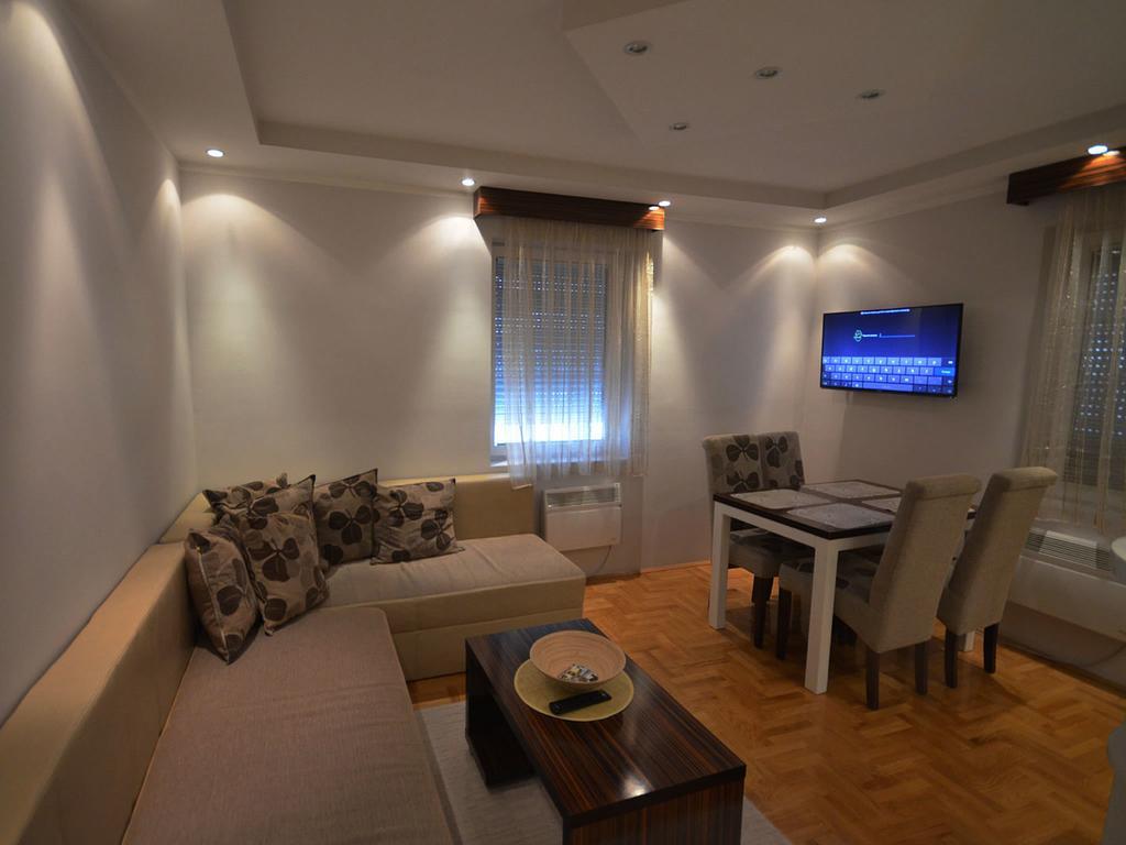 Apartmani Md ズラティボール エクステリア 写真