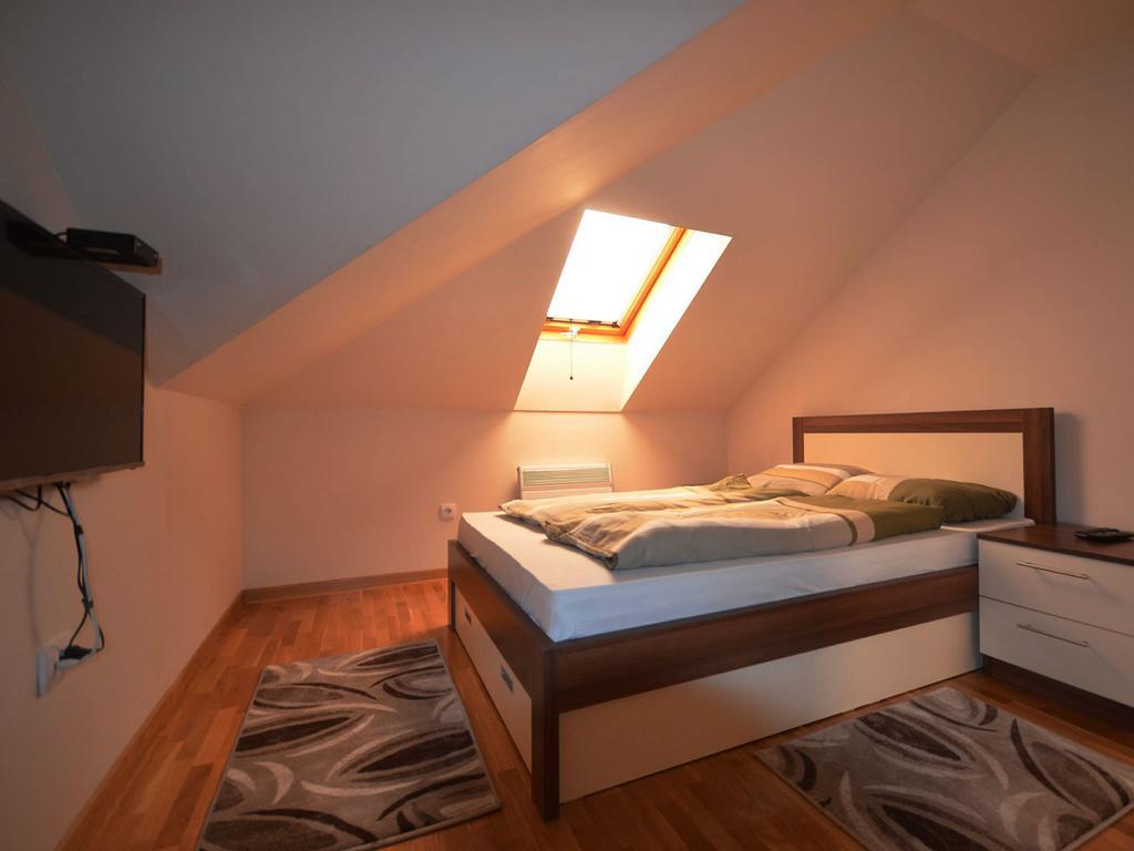Apartmani Md ズラティボール エクステリア 写真